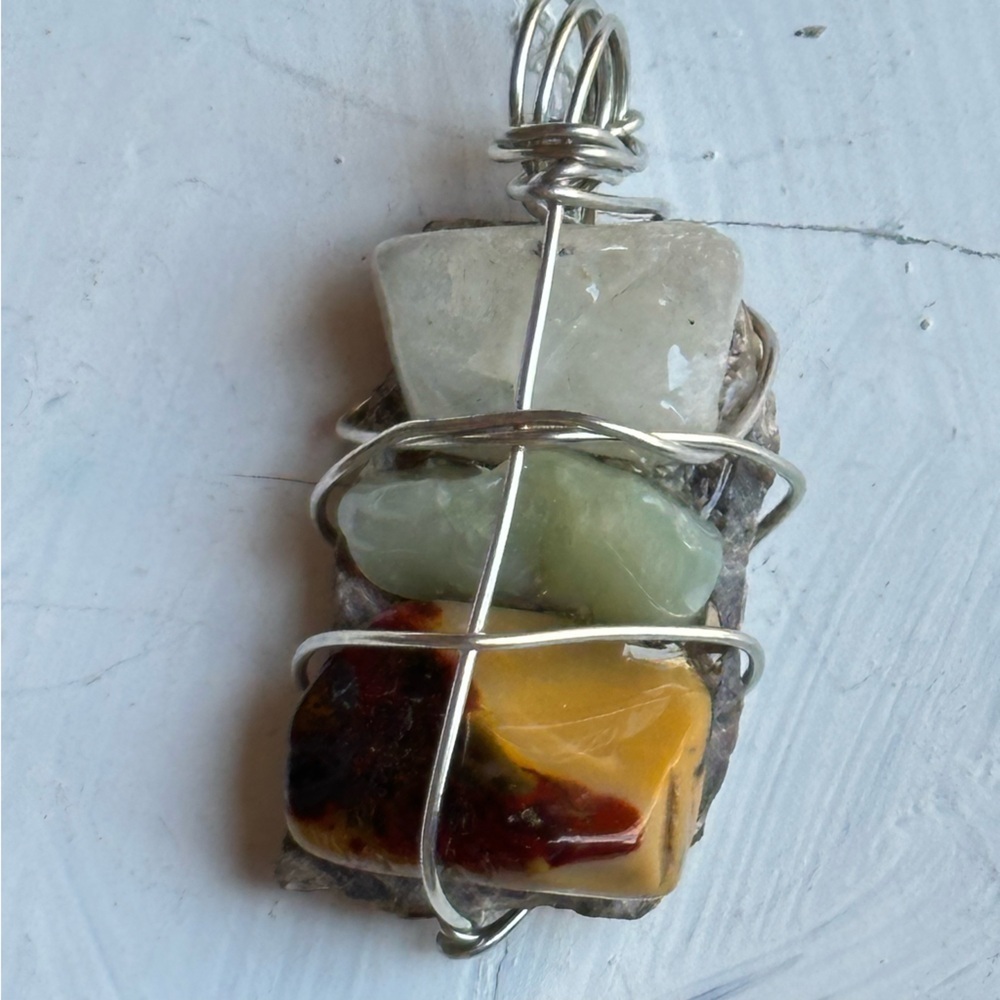 Sold🛍️Collage Gemstone Necklace Pendant, Handmade assemblage Wire Wrapped4300 G - Picture 9 of 10